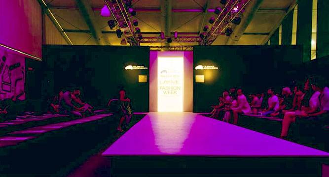 Young designers unfold print story on ramp at LFW - News Nation English