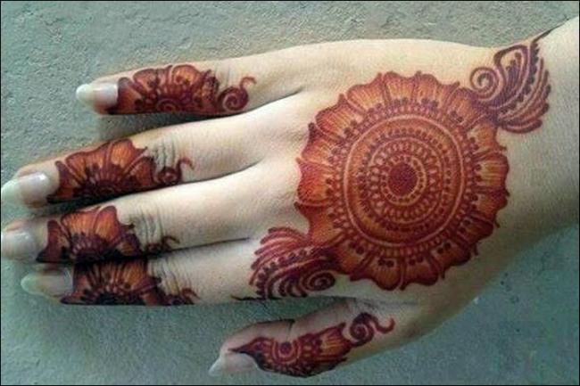 Top 180+ Simple Mehndi Designs | WeddingBazaar