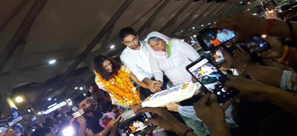 Vinesh Phogat completes engagement at Delhi airport after winning gold medal at Asiad