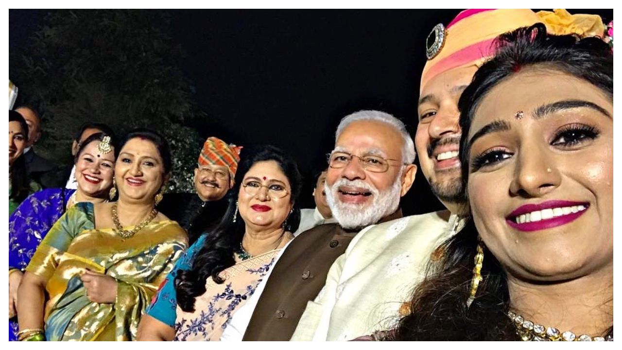 Pm Modi Makes Surprise Visit At Yeh Rishta Kya Kehlata Hai
