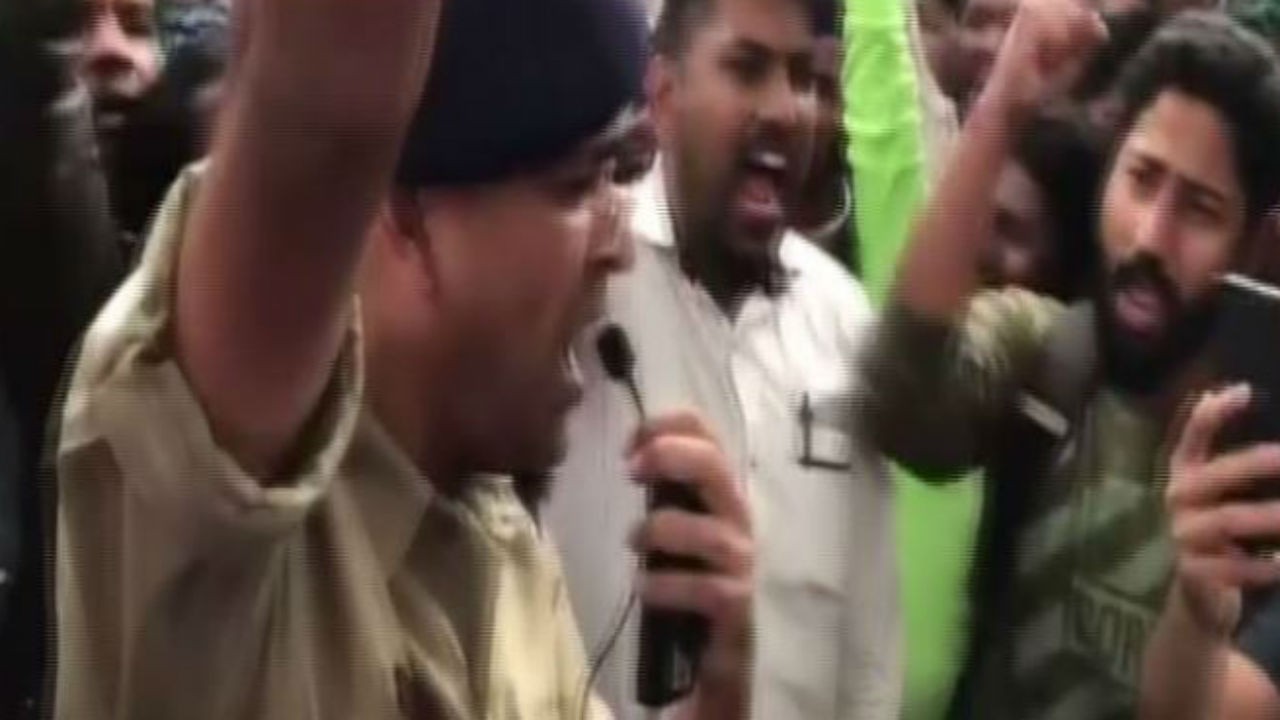 Watch: Bengaluru DCP Sings National Anthem To Calm Down Anti-CAA Protesters