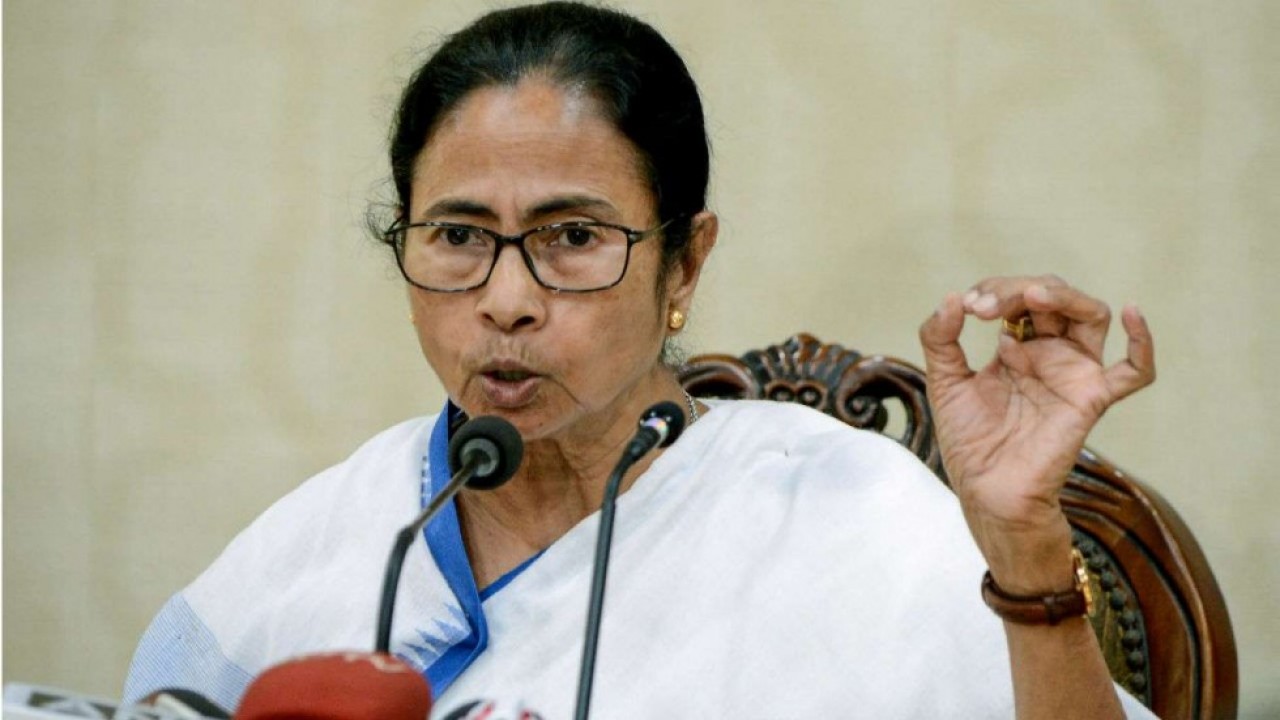 Jharkhand Polls Held Amid CAA Stir, People Trusted Hemant Soren: Mamata Banerjee