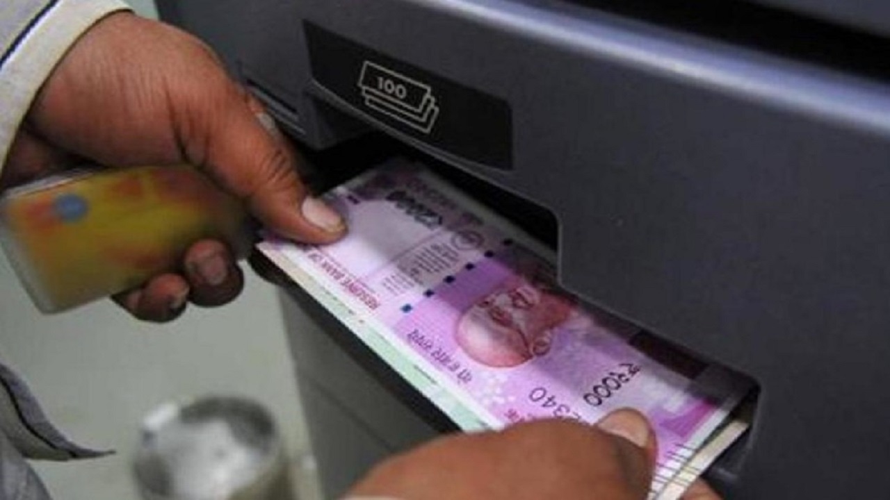 Fact Check: No Rs 2000 Currency Notes In Bank ATMs From March 1?