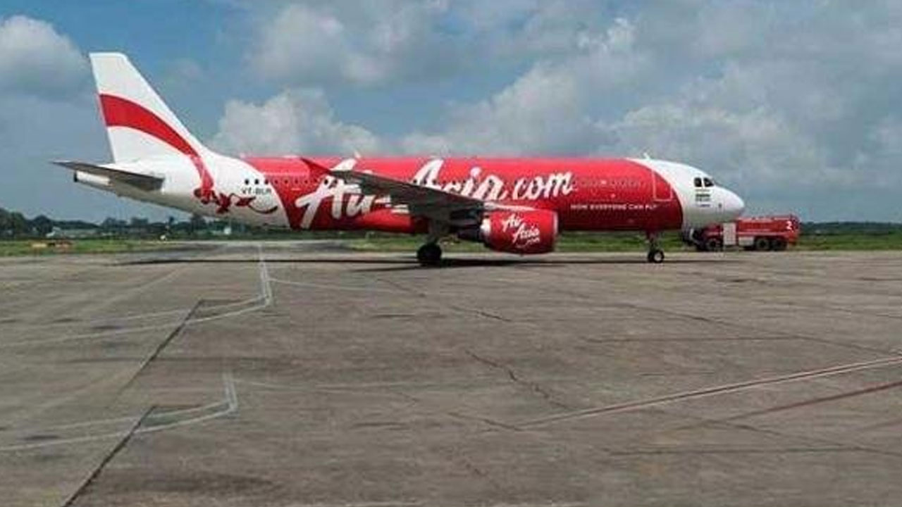 AirAsia India October-December Loss Narrows To Rs 123 Crore
