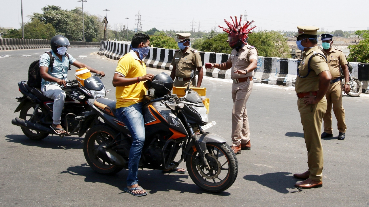 How Chennai Cop's 'Corona Helmet' Is Enforcing Lockdown In Super Cool Way!