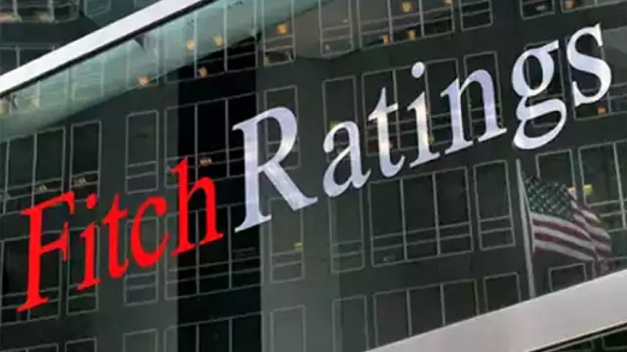 Fitch Ratings sees India growth slipping to 0.8% in FY21