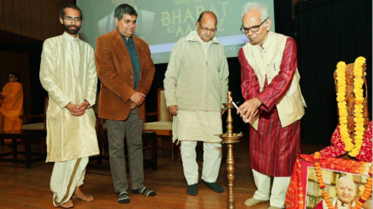 Housefull show of 'Bharat Ki Awaaz' documentary film