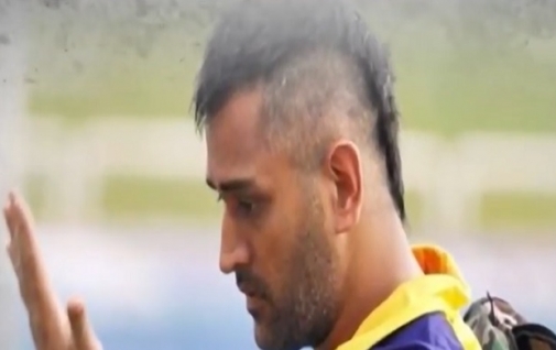 MS Dhoni's new hairstyle is trending on social media - News Nation English